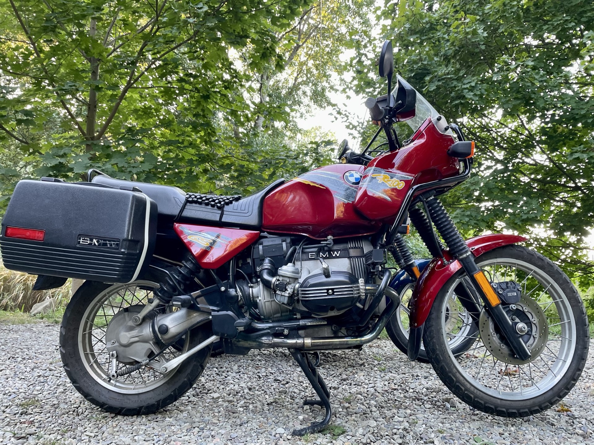 Zac tells us about his 1993 R100GS